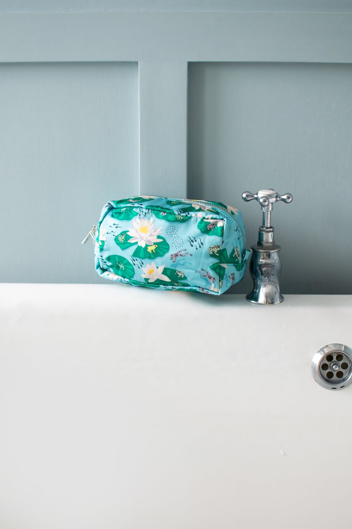 Pond Life Small Washbag