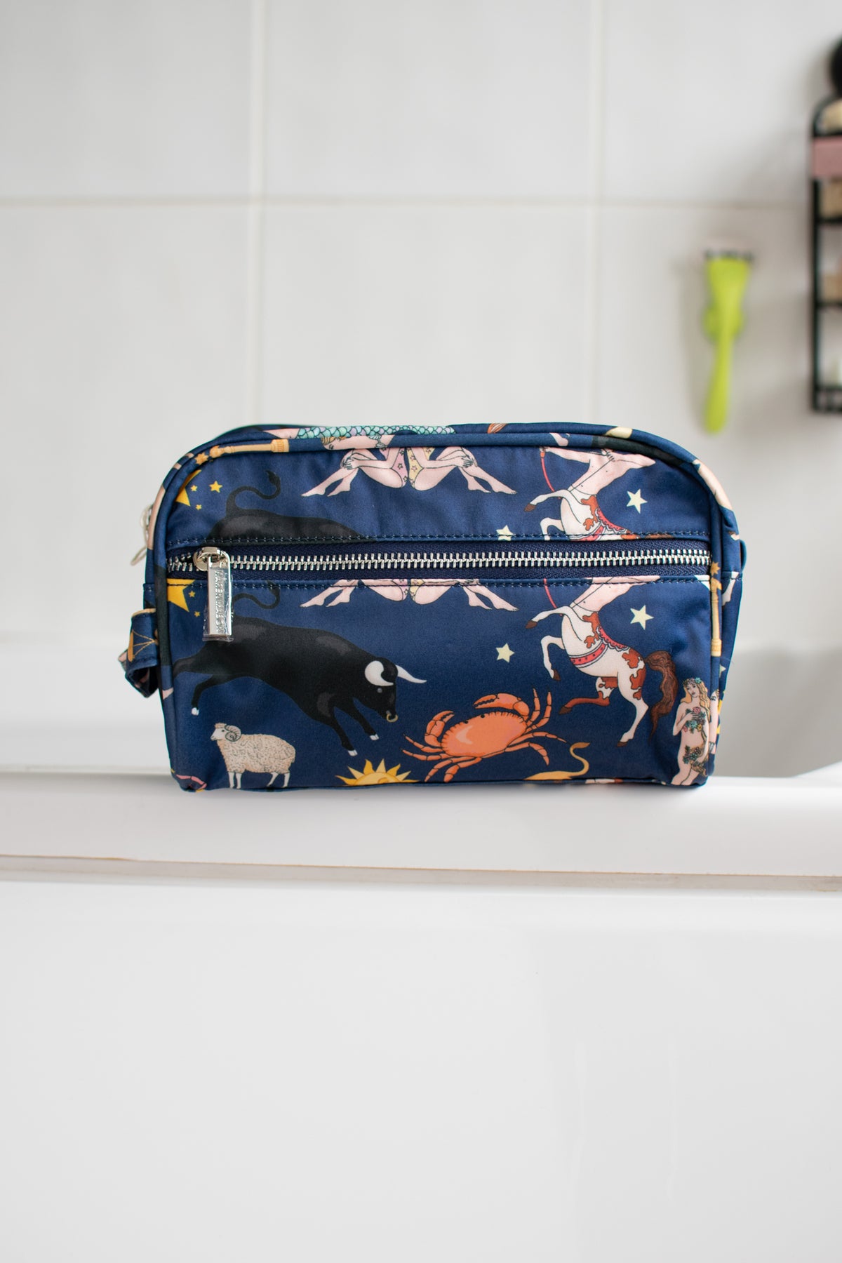 Zodiac Medium Washbag